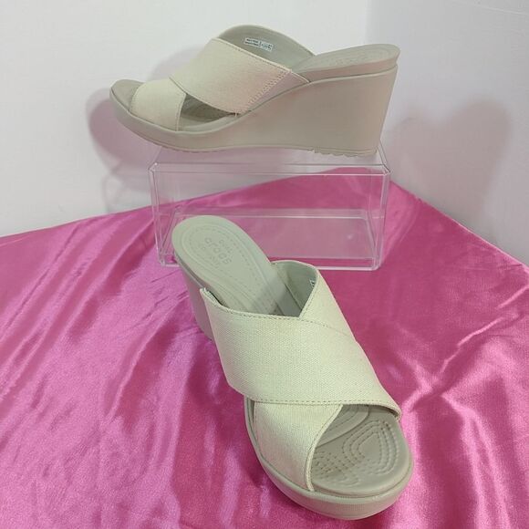 Crocs Criss Cross Wedge Sandal Slip On Beige Canvas Uppers 3.25" Heel US 9 EU 40 - Picture 1 of 8